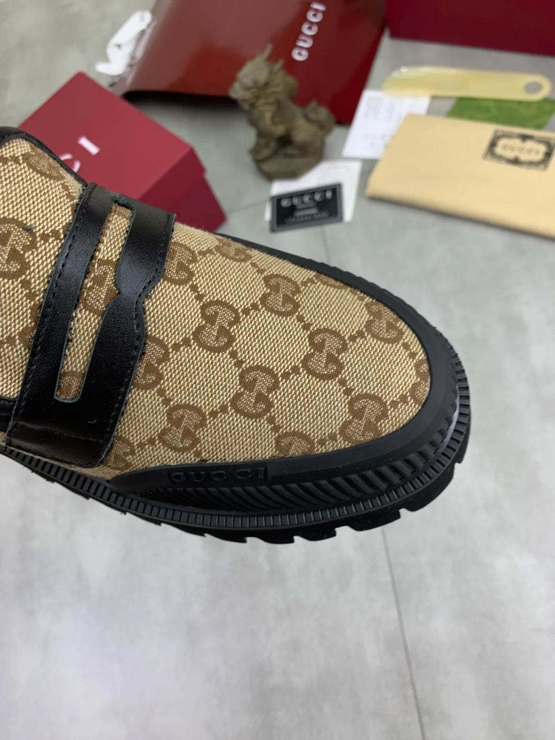 Men's Men's Shoes💰P440💰[New Style] Gucci lazy slip-on couple 🧑‍🤝‍🧑 best selection of leather shoes (Gucci) official website latest Gucci lazy 🎁 leather shoes, hot style 💥 style is simple and elegant, exclusive for trendy men. Unique official website latest brand original double G pressure Floral elements 👑 Original Gucci decoration, fashionable and elegant, original calf leather with double G denim ✅ Fully imported soft sheepskin lining, official website designated wear-resistant, rubber business outsole, classic model taken in person 🎬 Size: 36-46 Various colors available